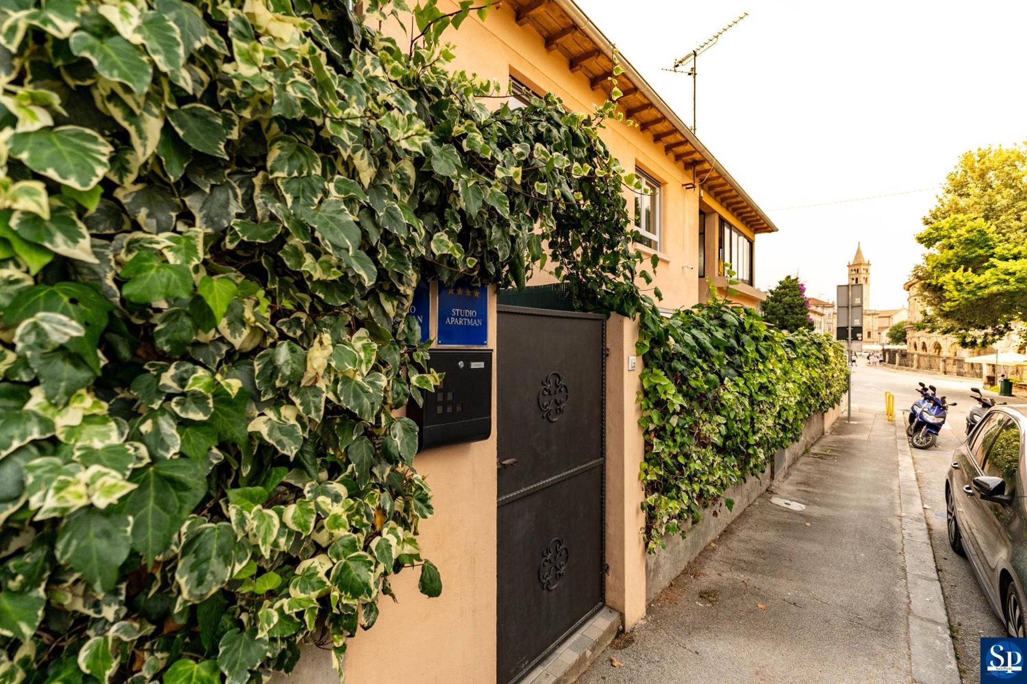 Colosseum Garden studio apartments Pula Exterior foto