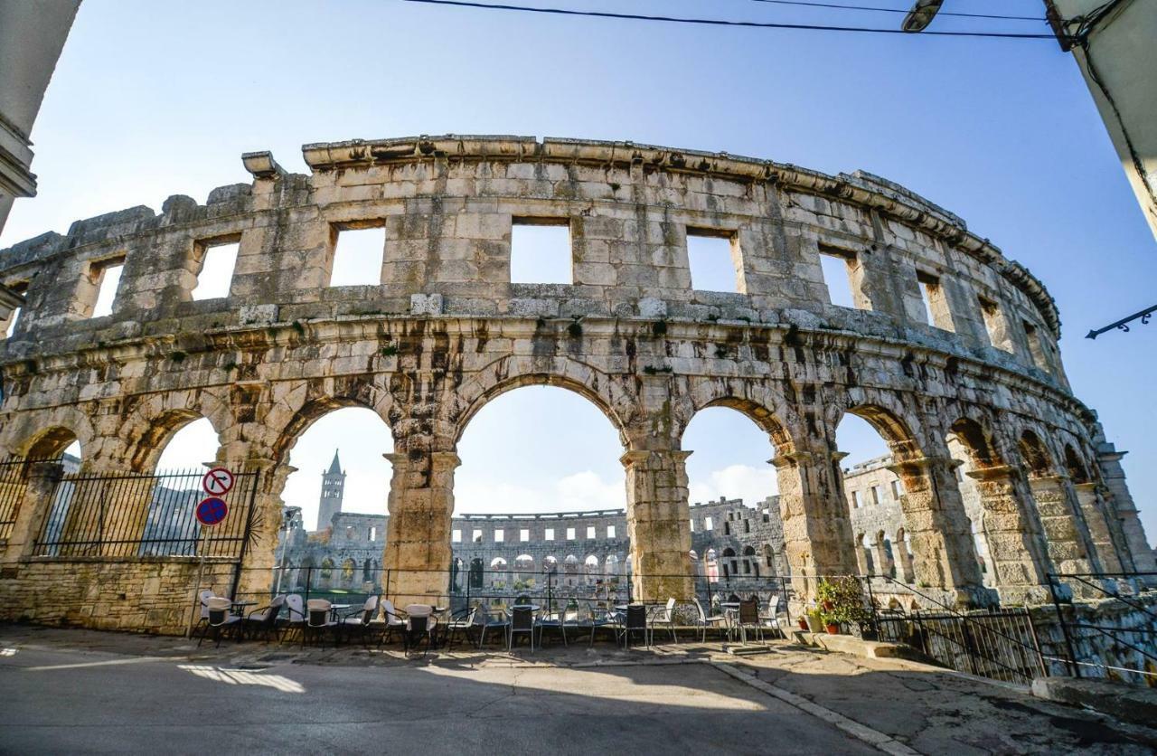 Colosseum Garden studio apartments Pula Exterior foto